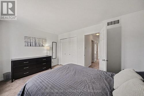 56 Steele Park Private, Ottawa, ON - Indoor Photo Showing Bedroom