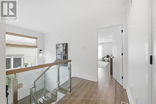 559 Mutual Street, Ottawa, ON - Indoor Photo Showing Other Room