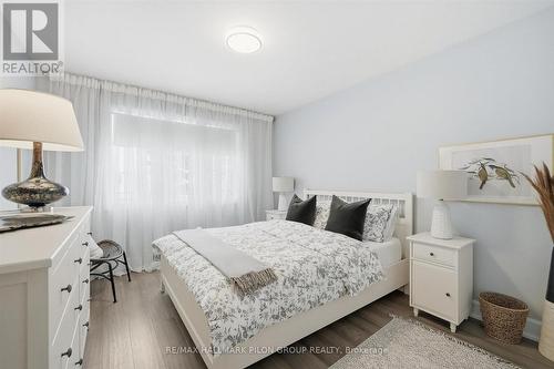 559 Mutual Street, Ottawa, ON - Indoor Photo Showing Bedroom