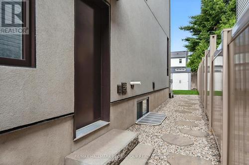 559 Mutual Street, Ottawa, ON - Outdoor With Exterior