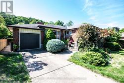 4 GLENBARR ROAD  St. Catharines (Glendale/Glenridge), ON L2T 1Y1