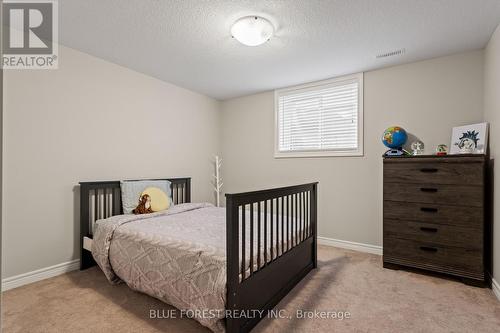 42 Hickory Lane, St. Thomas, ON - Indoor Photo Showing Bedroom