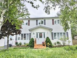 24 Ireland Drive  Grand Falls-Windsor, NL A2A 2T4