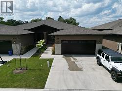 516 LILY MAC  Windsor, ON N6E 3N7