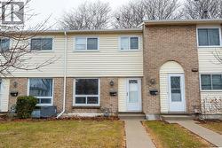27 TURNER DRIVE Unit# 32  Sarnia, ON N7S 4R9
