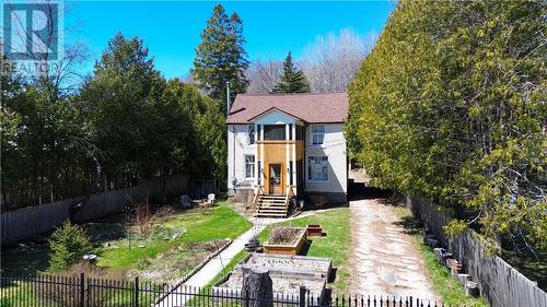 17 Phipps Street  Gore Bay, Manitoulin Island, ON P0P 1H0