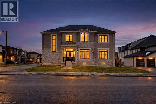 132 SETTLERS Road E  Oakville, ON L6H 0Y3
