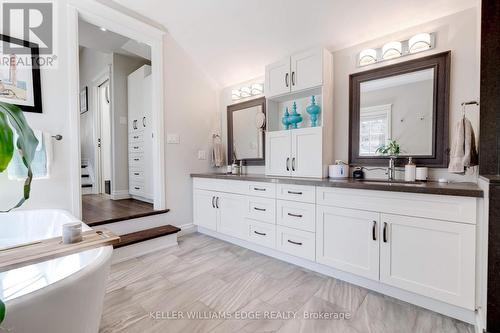 4391 Lakeshore Road, Burlington, ON 