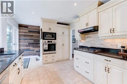 4391 Lakeshore Road, Burlington, ON 