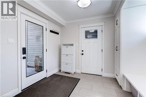 4391 Lakeshore Road, Burlington, ON 