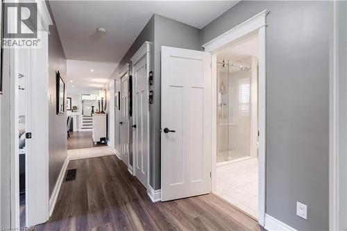 4391 Lakeshore Road, Burlington, ON 