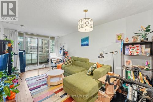 911 - 12 YONGE STREET  Toronto, ON M5E 1Z9