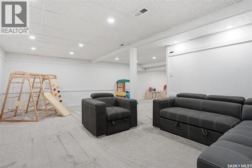 154 Candle Crescent, Saskatoon, SK - Indoor