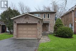 39 APRIL GARDENS Aurora, ON L4G 4R7