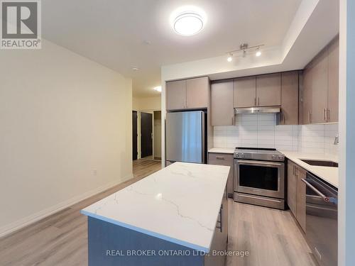 618 - 9000 JANE STREET  Vaughan, ON L4K 0M6