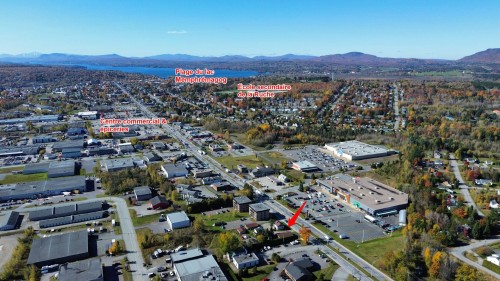 Nearby - 2150 Rue Sherbrooke, Magog, QC 