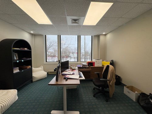 Office - 80 Rue Monseigneur-Tessier E., Rouyn-Noranda, QC - Indoor