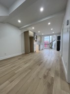 2379 Rue D'Iberville  Montréal (Ville-Marie), QC H2K 3C8