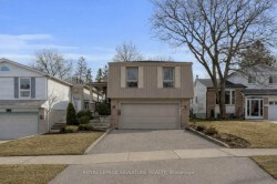 75 Lillooet Crescent  Richmond Hill, ON L4C 5A6