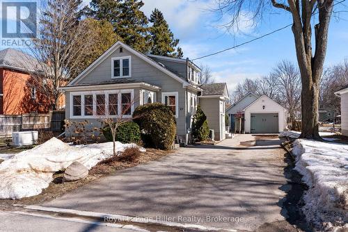 27 PACIFIC AVENUE  Perth East (Milverton), ON N0K 1M0