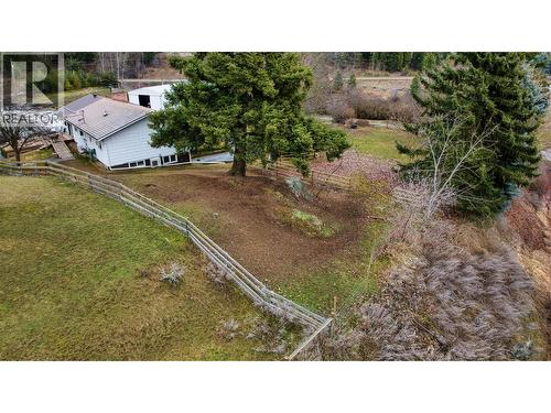 1530 21 Highway, Creston, BC - Outdoor