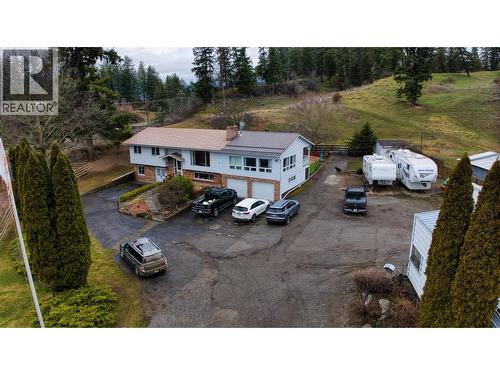 1530 21 Highway, Creston, BC - Outdoor