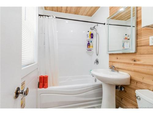 710 Kitchen St, Fredericton, NB 