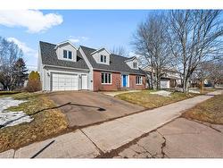 163 Woodleigh  Moncton, NB E1C 5B8