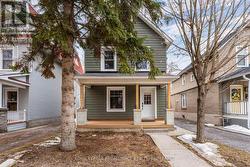 29 LIVINGSTON AVENUE  Kingston (Central City East), ON K7L 4L1