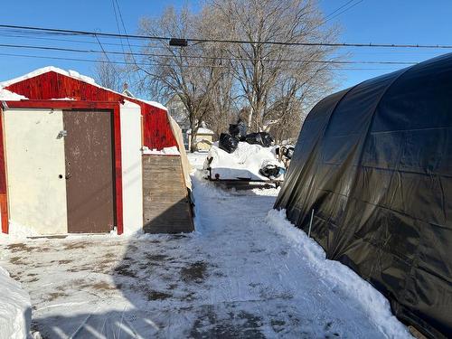 515 Brock St E, Thunder Bay, ON - Outdoor