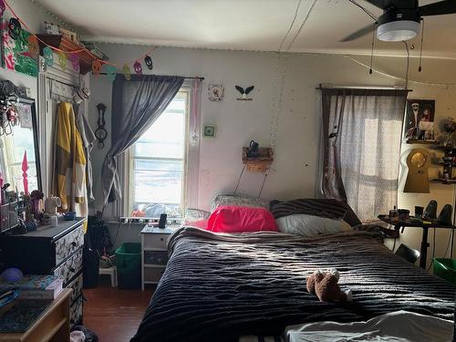 515 Brock St E, Thunder Bay, ON - Indoor Photo Showing Bedroom