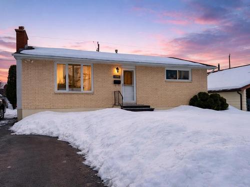 221 Cedar Avenue  Thunder Bay, ON P7B 4V4