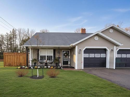 21 Heatherway Drive  Cornwall, PE C0A 1H0