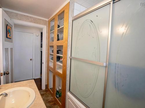 255 Victoria Street E, Amherst, NS 