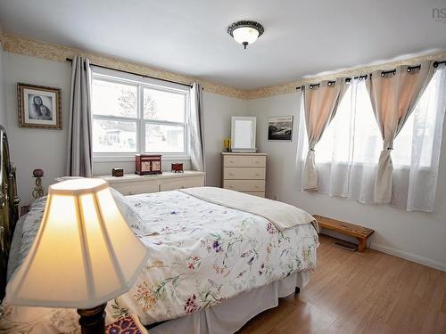 255 Victoria Street E, Amherst, NS 