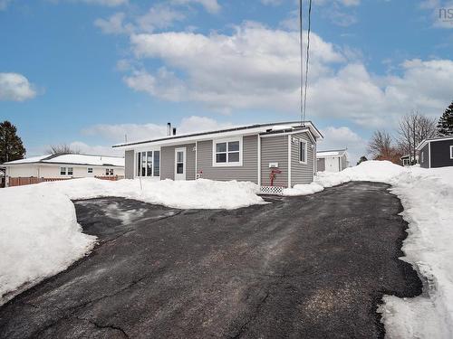 255 Victoria Street E, Amherst, NS 