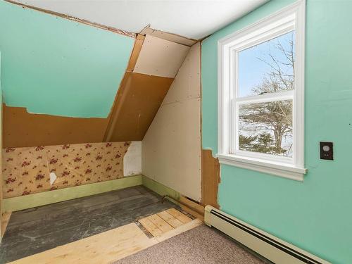 67 Croft Avenue, Crescent Beach, NS 