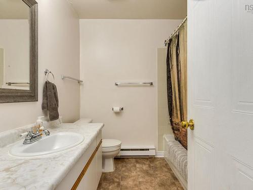 308 15 Langbrae Drive, Clayton Park, NS 
