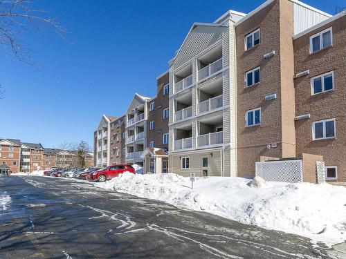 308 15 Langbrae Drive, Clayton Park, NS 