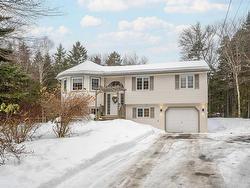 241 Monarch Drive  Beaver Bank, NS B4E 3J1