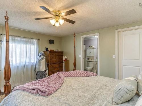 1880 Virginia Road, West Springhill, NS 
