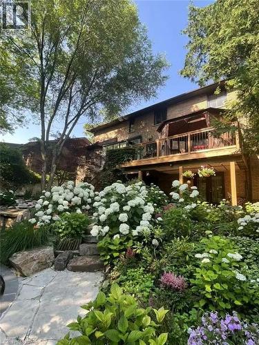 39 Templer Drive, Ancaster, ON - Outdoor