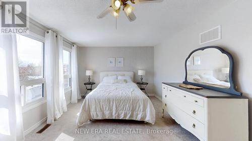 3103 Autumn Hill Crescent, Burlington, ON - Indoor Photo Showing Bedroom