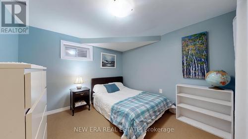3103 Autumn Hill Crescent, Burlington, ON - Indoor Photo Showing Bedroom