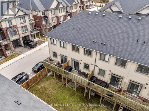 4 Could Lane, Hamilton, ON - Outdoor