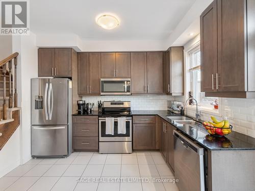 4 Could Lane, Hamilton, ON - Indoor Photo Showing Kitchen With Double Sink