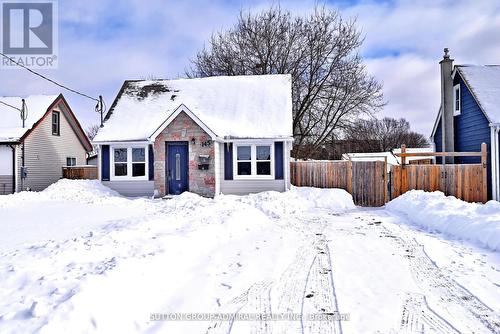 145 NINTH AVENUE  Kitchener, ON N2C 1T1