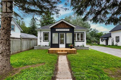 125 QUEEN STREET W  Springwater, ON L0L 1P0