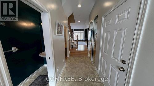 294 Waymark Crescent, Ottawa, ON - Indoor Photo Showing Other Room