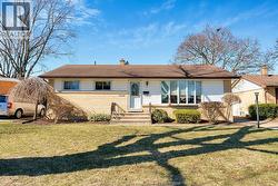 1640 ST. GABRIEL Windsor, ON N9E 1P1